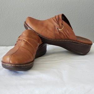 ⚡️HP⚡️Trendsetter Brown  Leather Clogs